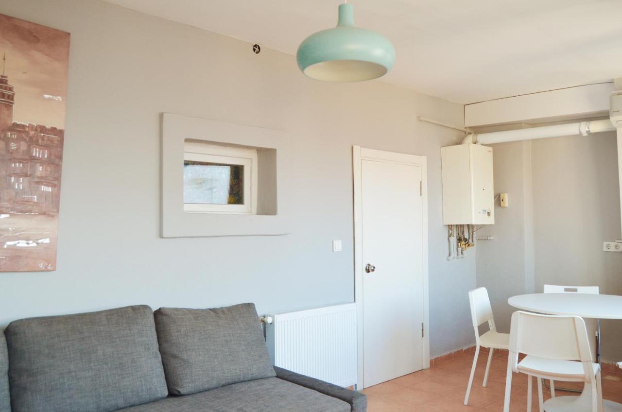 Newly Renovated Cozy Stay O-5 In Taksim Istanbul Exterior photo